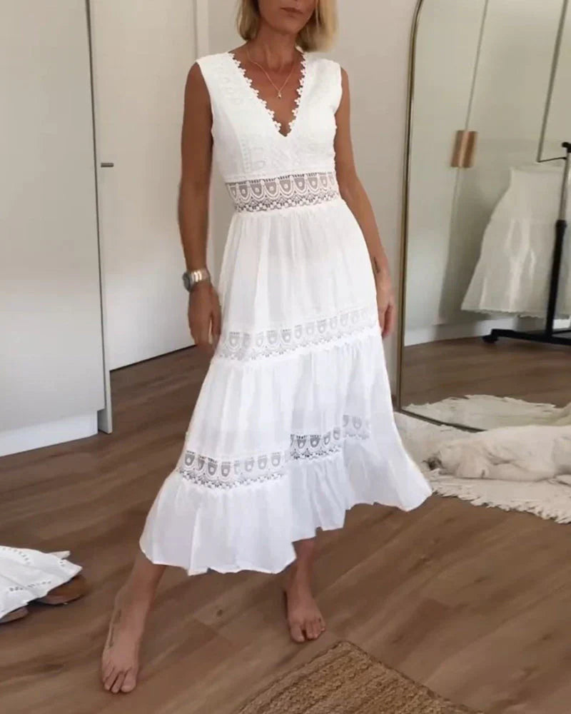 Raffinata | Abito in Pizzo con Scollo a V