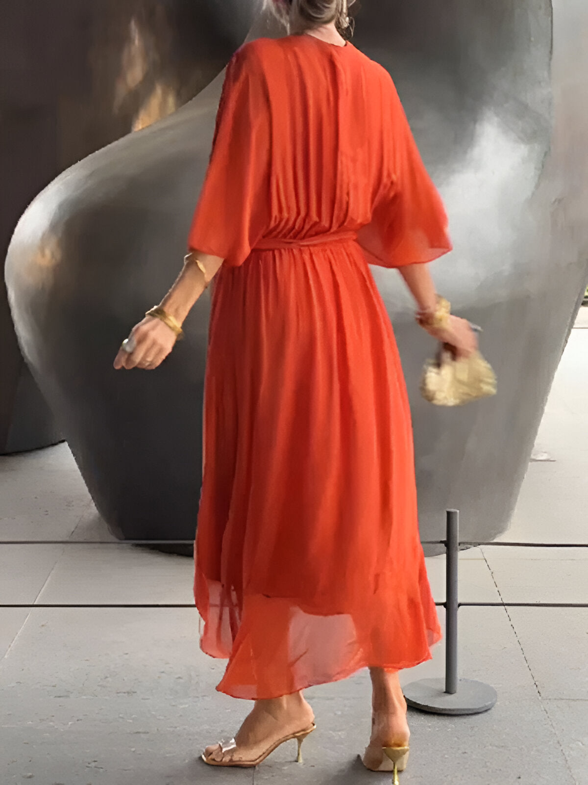 Monica | Abito in chiffon con scollatura a V