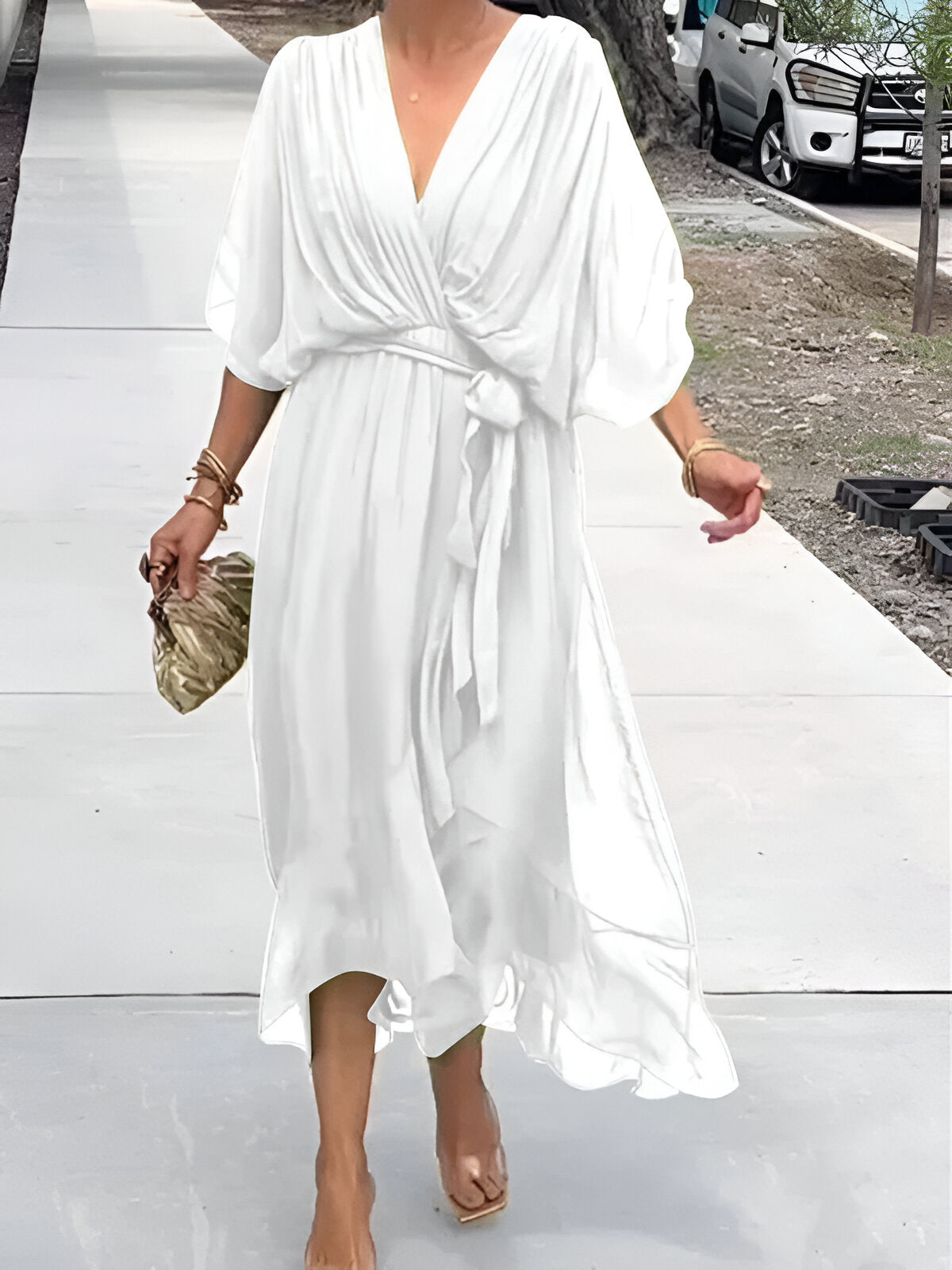 Monica | Abito in chiffon con scollatura a V